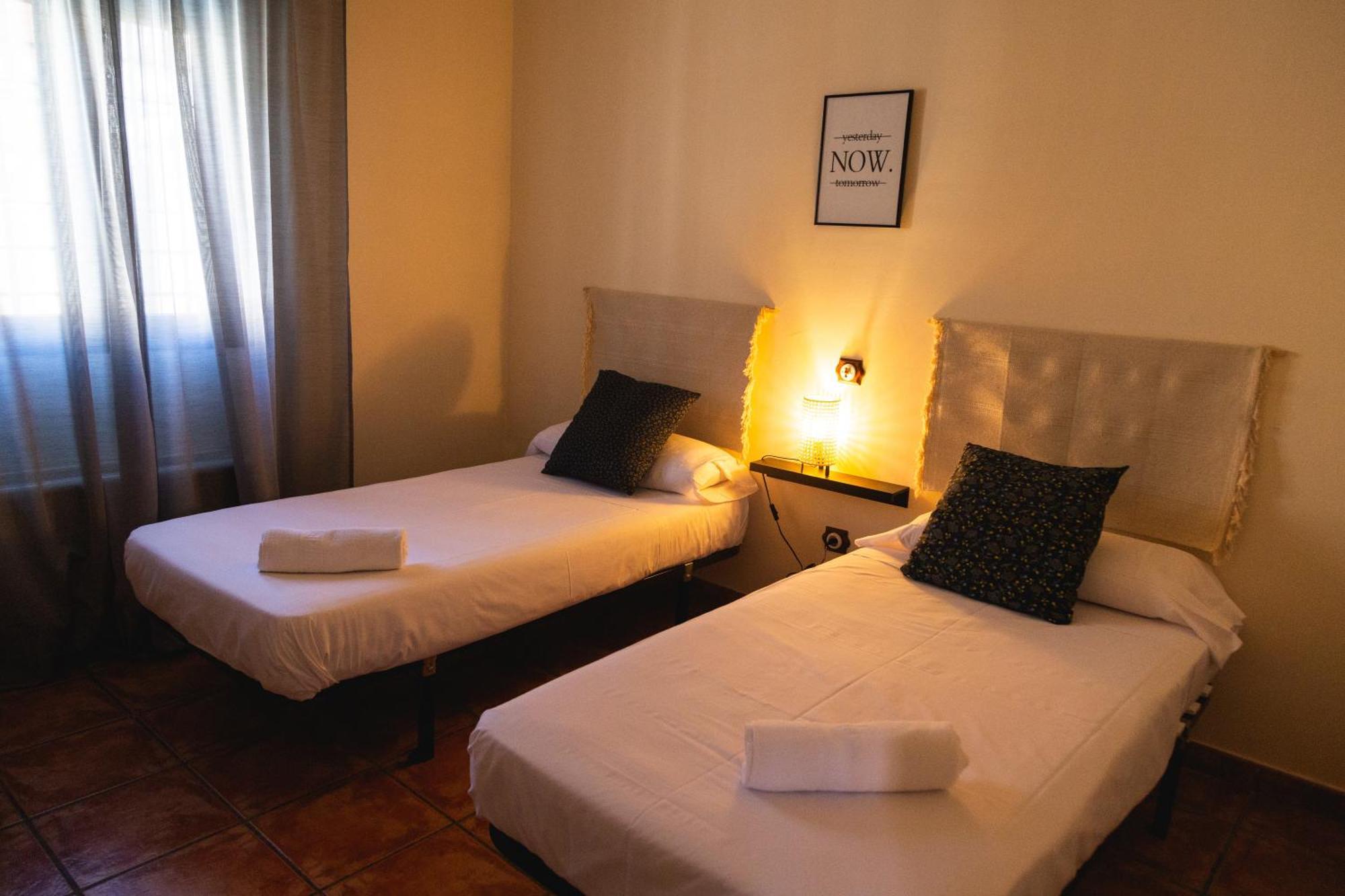 Hostal Corper Navalcarnero Esterno foto